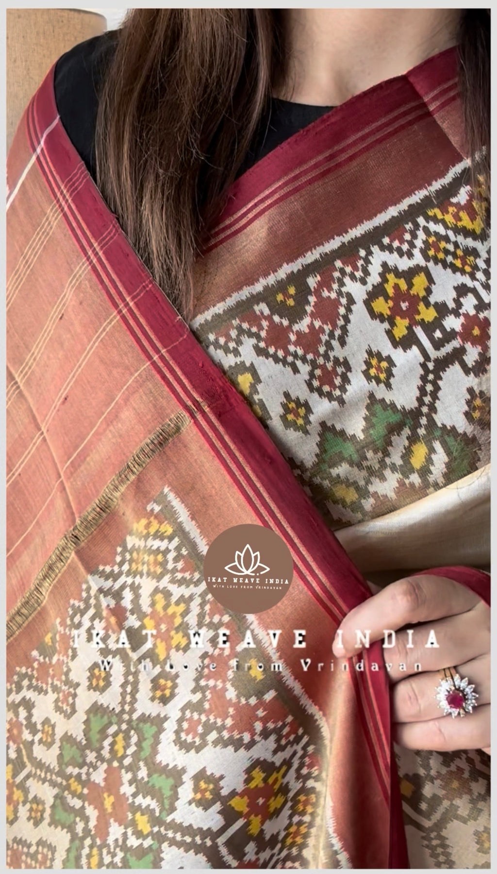 AKSHARA-SEMI DOUBLE IKAT TISSUE PATAN PATOLA