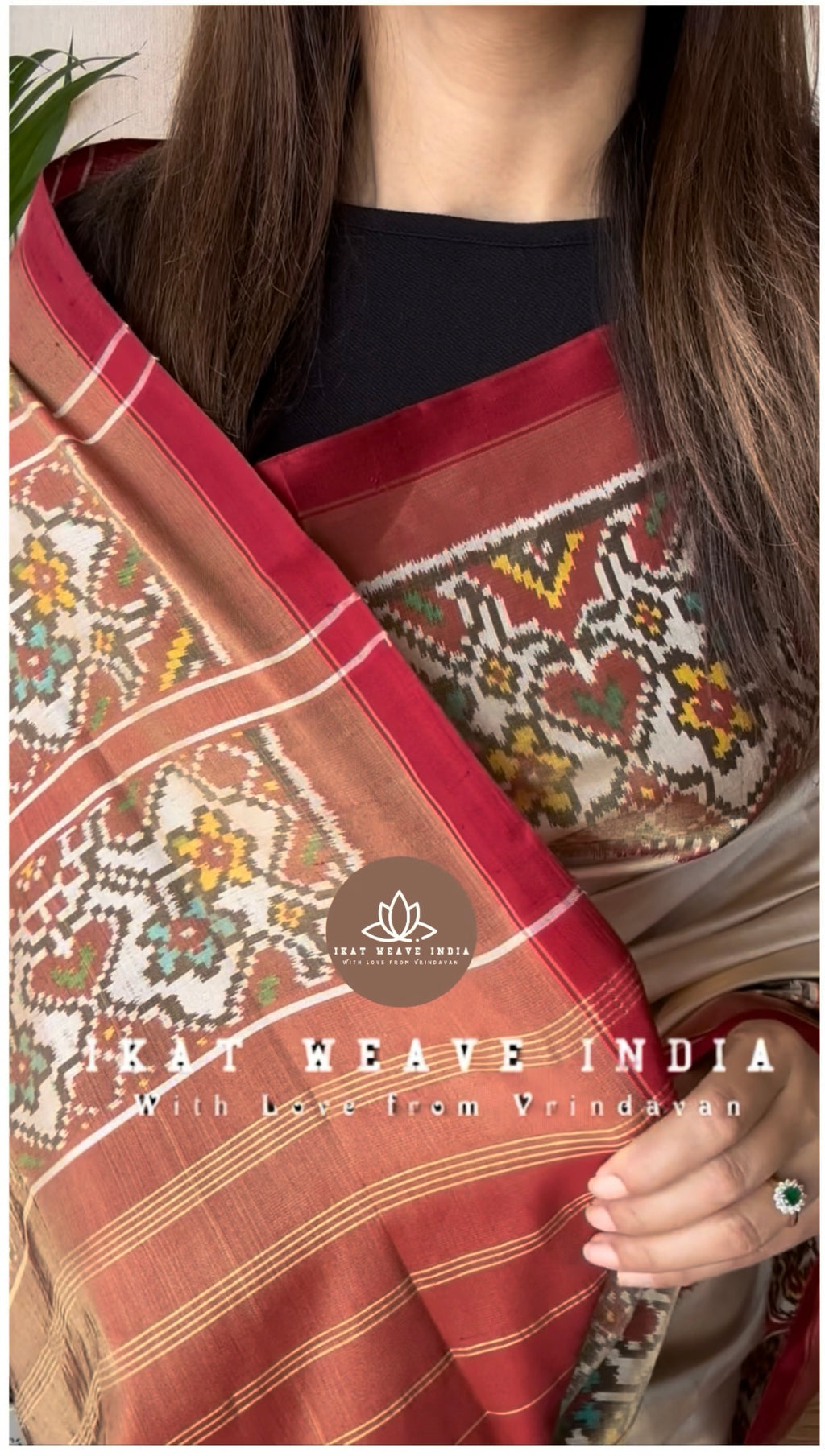AVIKA-SEMI DOUBLE IKAT TISSUE PATAN PATOLA
