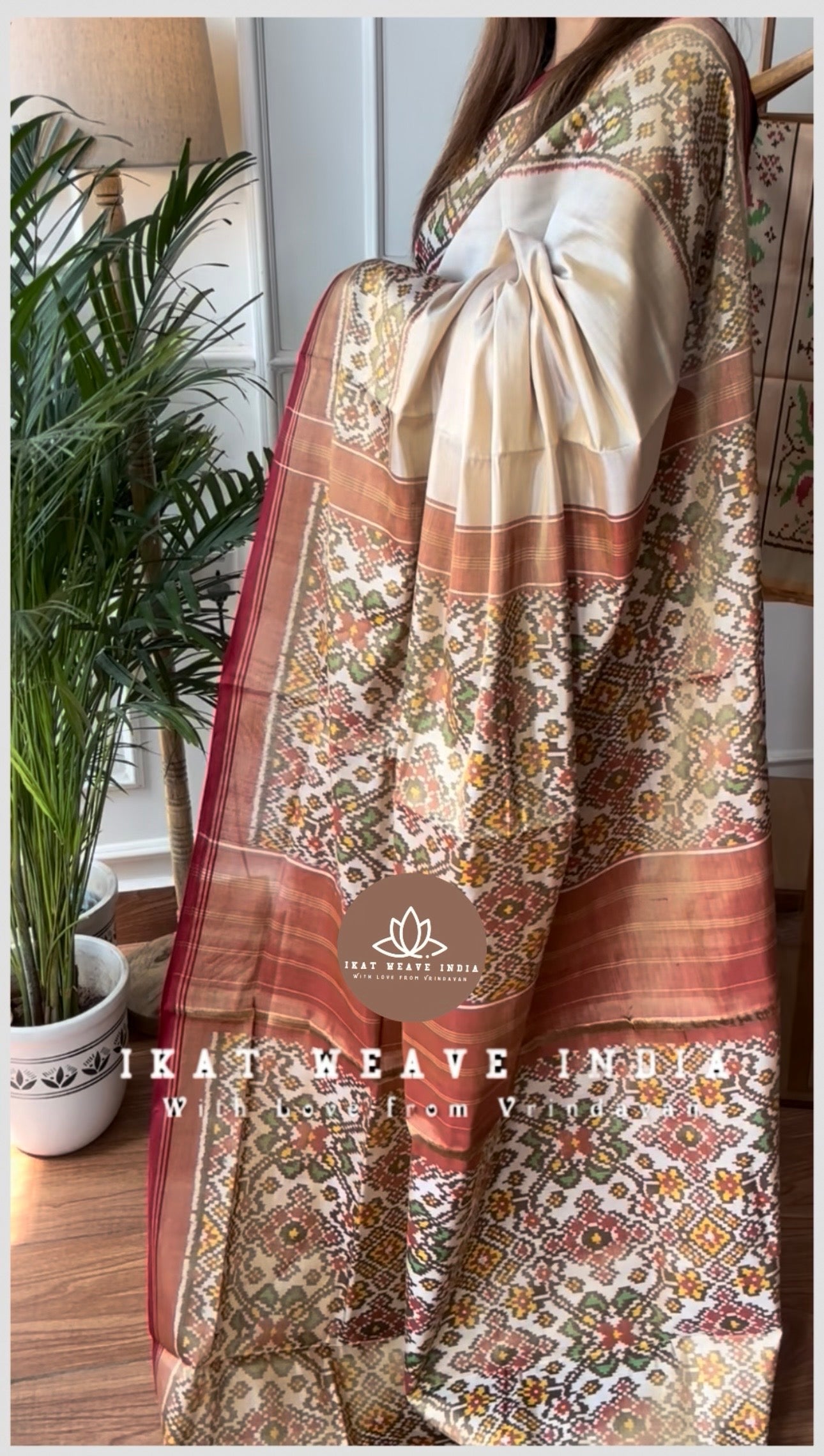 AKSHARA-SEMI DOUBLE IKAT TISSUE PATAN PATOLA