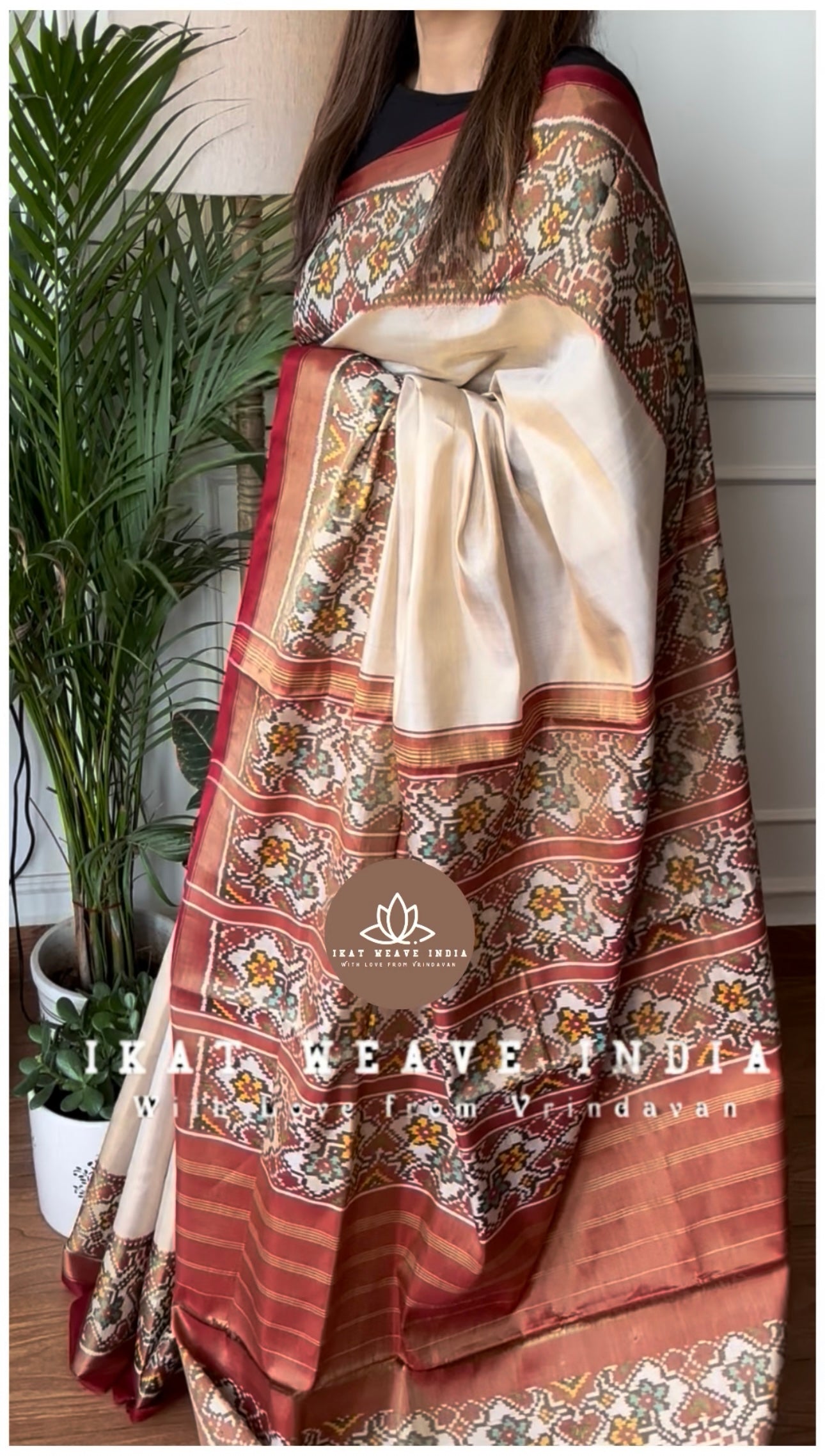 AVIKA-SEMI DOUBLE IKAT TISSUE PATAN PATOLA