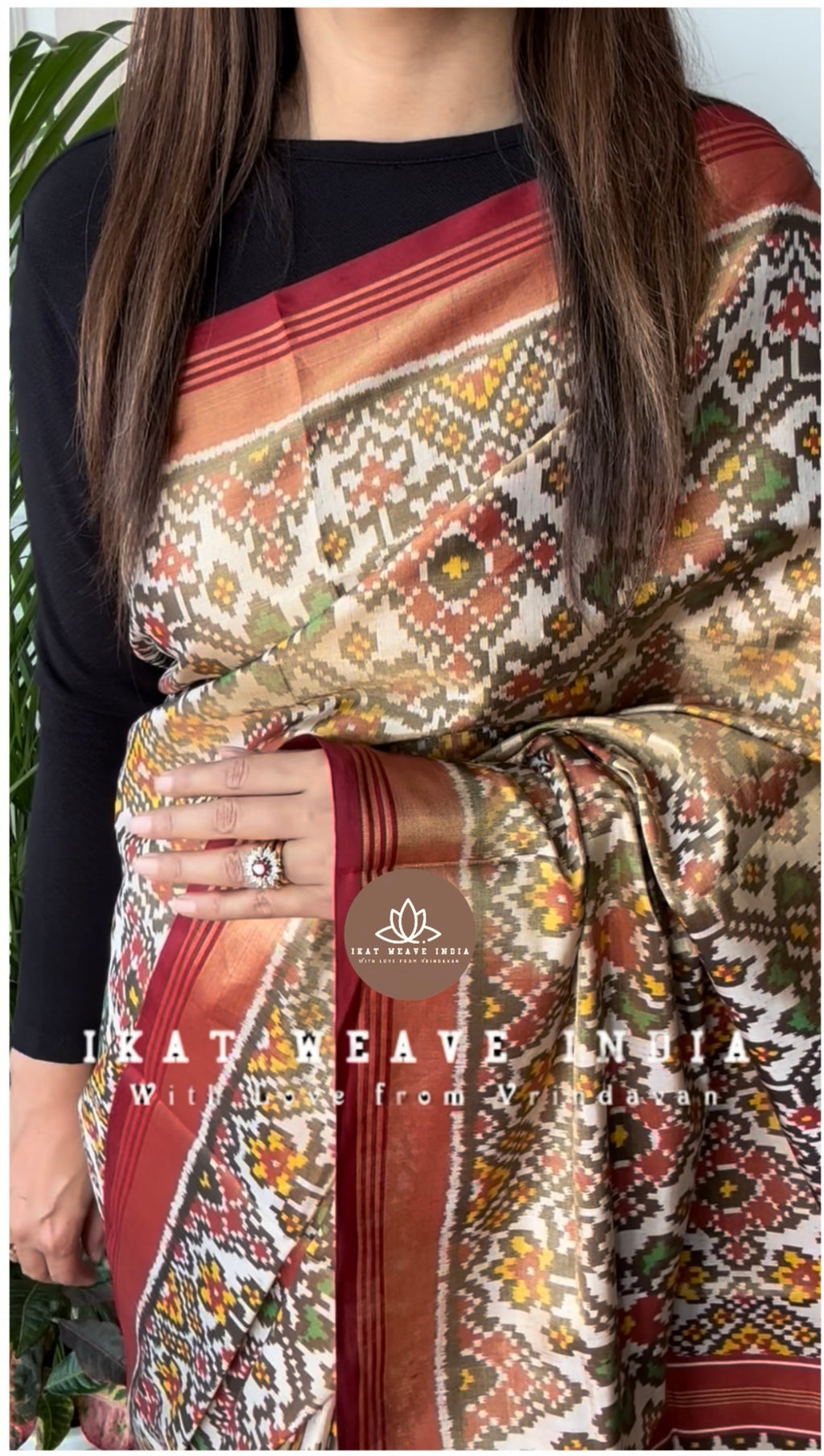 AKSHITA-SEMI DOUBLE IKAT PATAN PATOLA