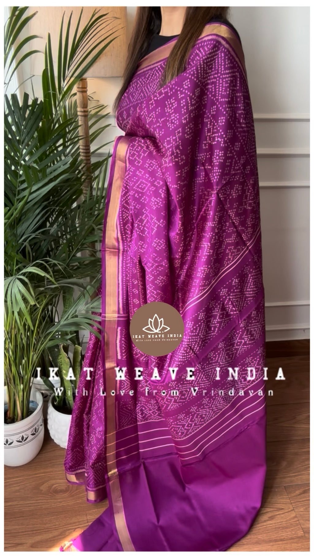 NAVIKA-PATOLA IKAT