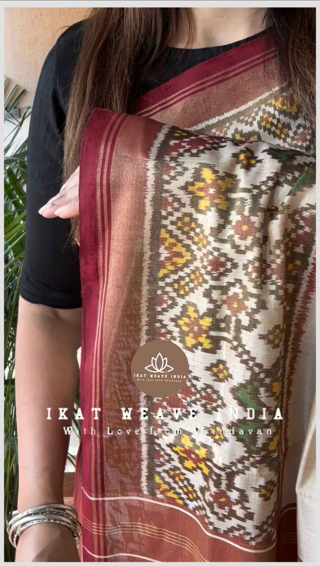 AKSHARA-SEMI DOUBLE IKAT TISSUE PATAN PATOLA