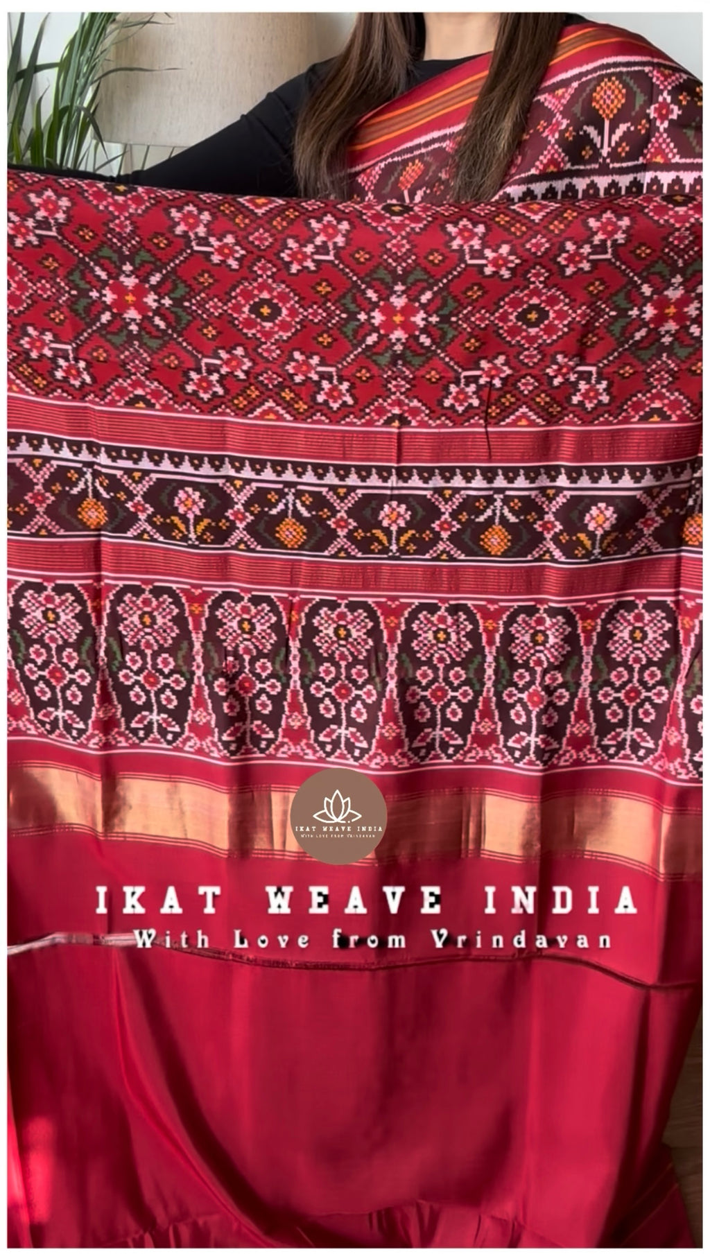 AHILYA-SEMI DOUBLE IKAT PATAN PATOLA